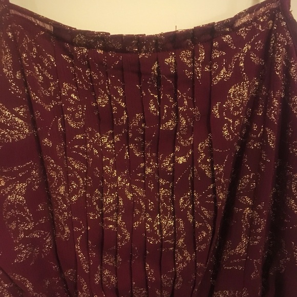 Garnet & Gold Dress - Picture 2 of 2